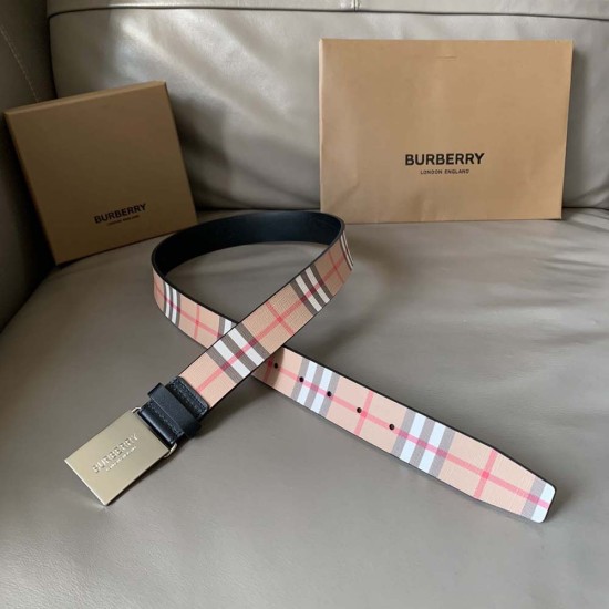 Burberry Plaque Buckle Vintage Check and Leather Belt 3.5CM