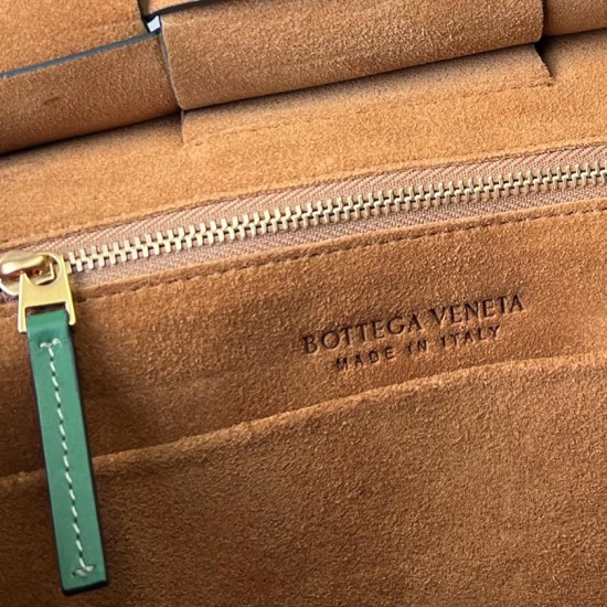 BV Arco Intreccio Smooth Calfskin Leather Top Handle Bag