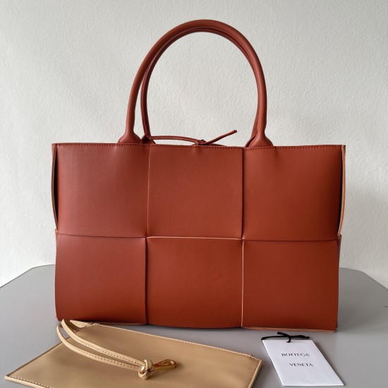 BV Arco Medium Intreccio Lambskin Leather Tote Bag