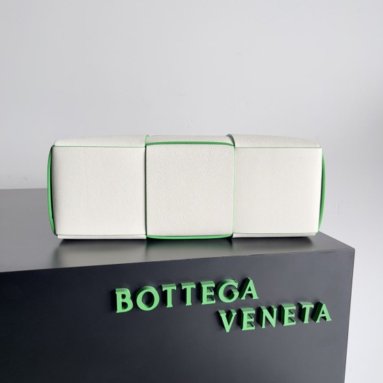 BV Arco Small Intreccio Bicolor Grained Calfskin Tote Bag 30cm