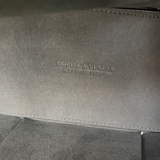 BV Arco Small Intreccio Grained Calfskin Leather Tote Bag 30cm 2 Colors