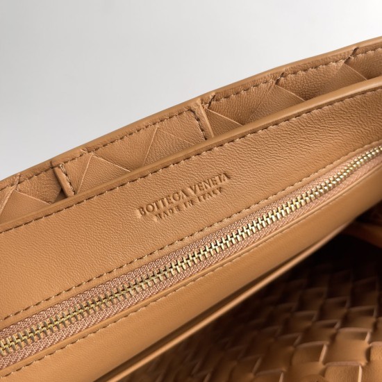 BV Small Andiamo With Top Handle Bag In Intrecciato Leather 743568 25cm 11 Colors