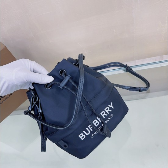 Burberry Bucket Bag In Cotton Canvas 18cm