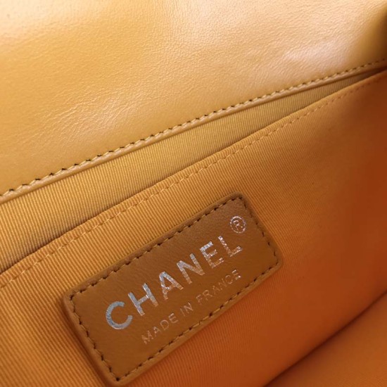 Chanel Boy Bag in Lambskin 25cm