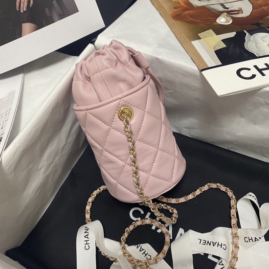 Chanel Drawstring Bucket Bag in Lambskin 10cm