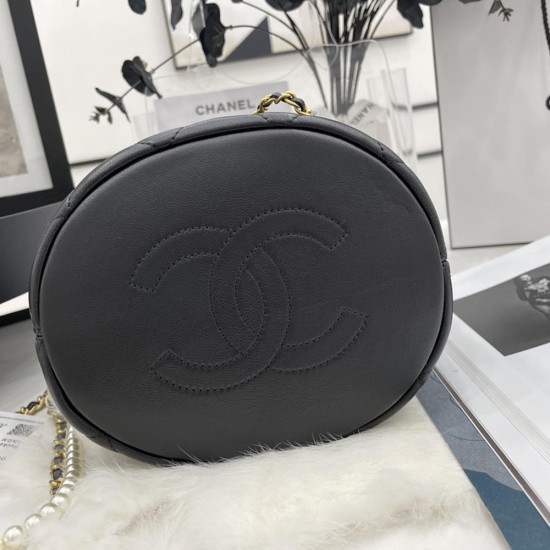 Chanel Bucket Bag In Lambskin With Imitation Pearls