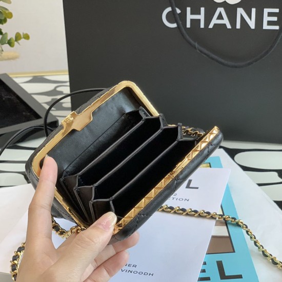 Chanel Mini Bucket Bag in Lambskin With Gold Metal 14cm
