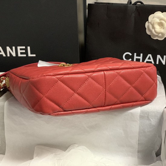 Chanel Bucket Bag in Shiny Grained Calfskin With Lucky Gold Coins 25.5cm