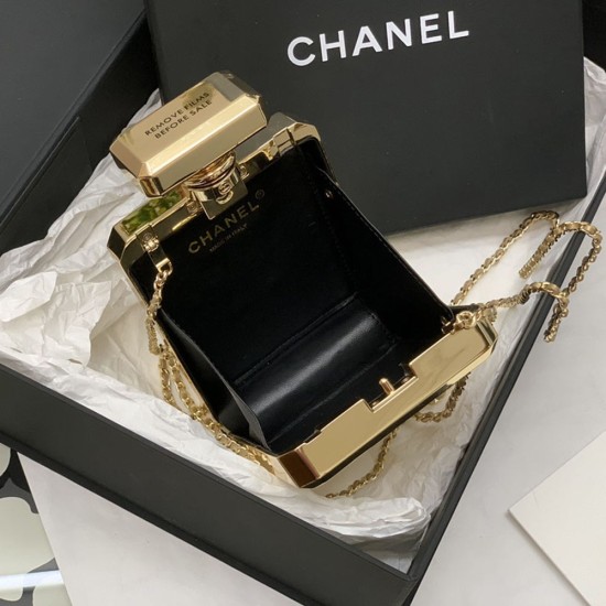 Chanel Evening Bag in Gold Metal 9cm