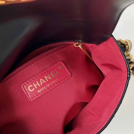 Chanel Flap Bag in Calfskin 17.5cm