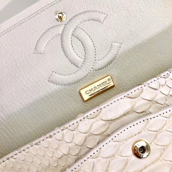 Chanel Classic Flap Bag in Sneakskin 25cm