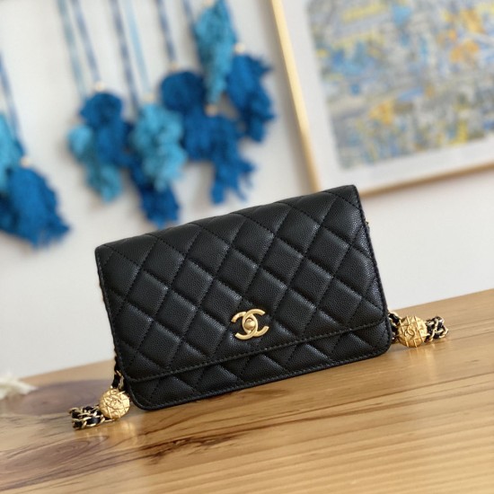 Chanel Flap Bag in Grained Calfskin With Lucky Gold Coins 19cm