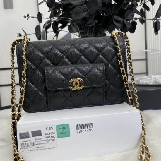 Chanel 22 A Chains Bag in Grained Calfskin With Front Pocket 2 Colors 12.5cm