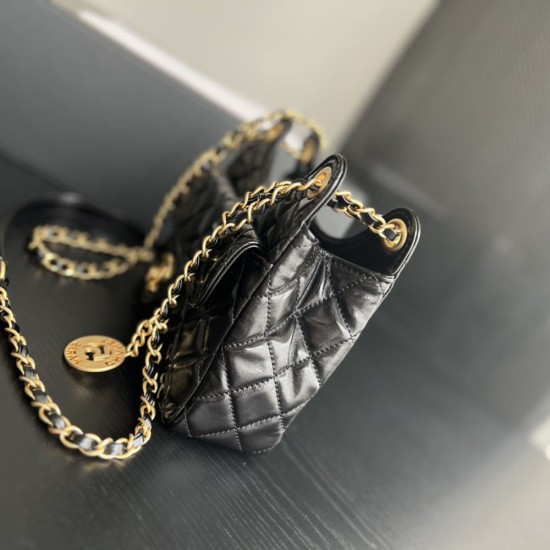 Chanel Small Hobo Bag In Shiny Crumpled Calfskin 17cm