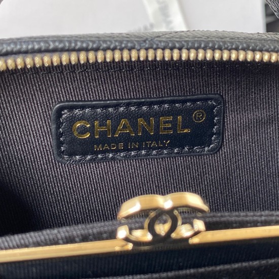 Chanel Camera Bag in Grained Calfskin With Top Handle 14cm