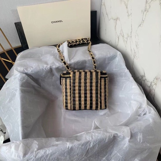 Chanel Vanity Bag With Chain in Raffia 11cm