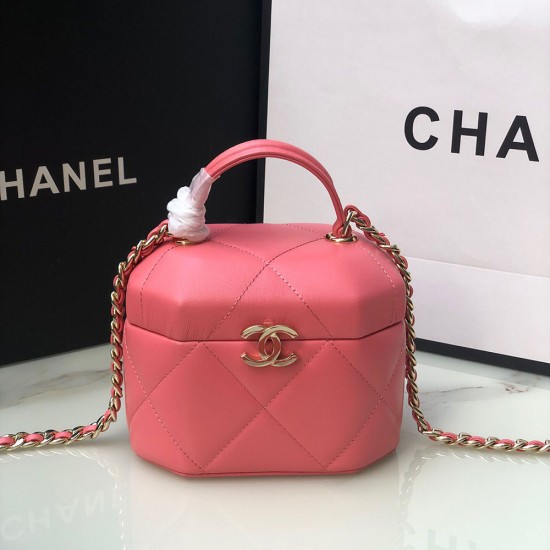 Chanel Vanity Case in Lambskin 16.5cm