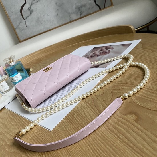 Chanel Wallet on Chain in Lambskin With Imitation Pearls Chains 20cm