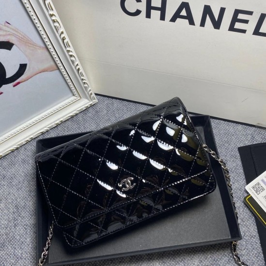 Chanel Classic Wallet on Chain in Patent Calfskin 19cm