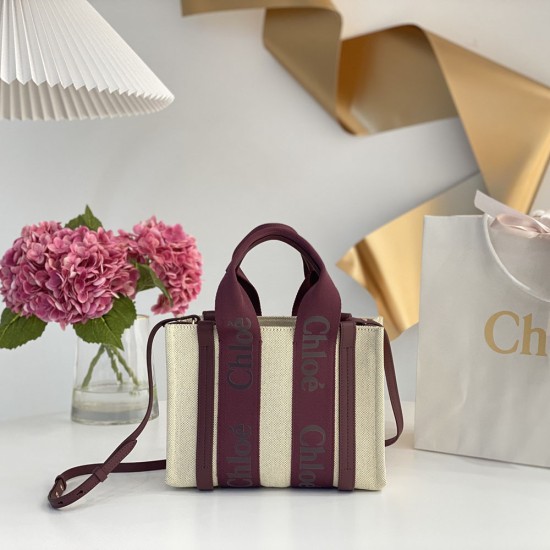 Chloe Small Woody Tote Bag in Subtly Speckled Cotton Canvas With Strap And Burgundy Ribbon
