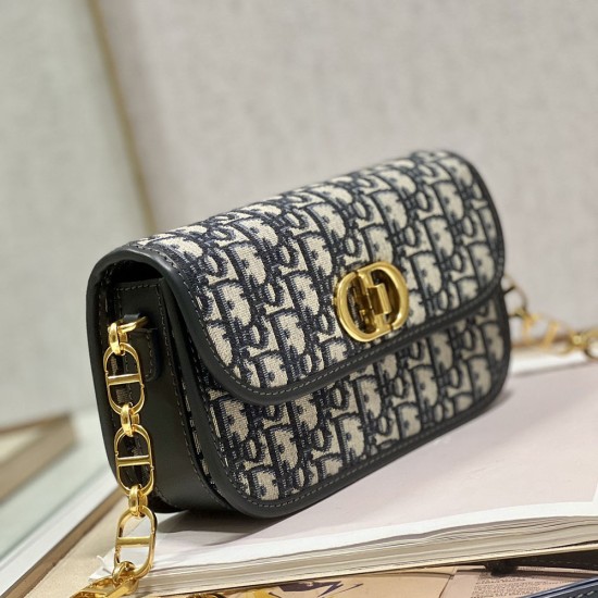 Dior 30 Montaigne Avenue Bag In Dior Oblique Jacquard 22.5cm