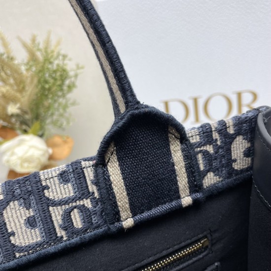 Dior Book Tote In Blue Dior Oblique Embroidery And Calfskin 26.5cm 36.5cm