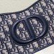 Dior CD Signature Shoulder Bag In Dior Oblique Jacquard 21cm