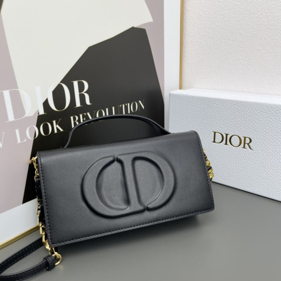 Dior CD Signature Chain Bag In Calfskin 2 Colors 21cm