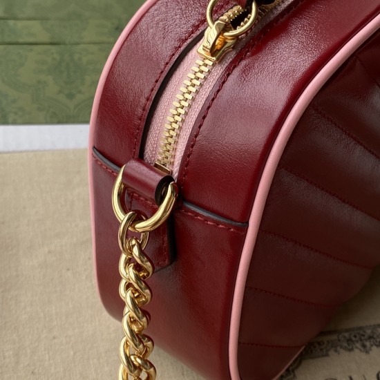 Gucci GG Marmont Chain Shoulder Bag In Diagonal Matelassé Leather And Contrasting Trims With Textured Torchon Double G Buckle 18cm 24cm