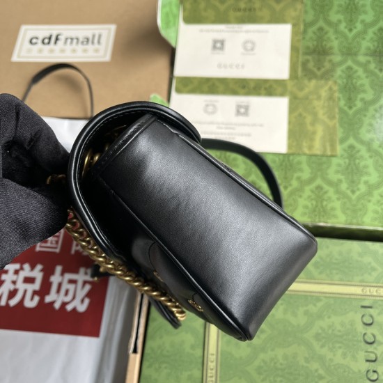 Gucci GG Marmont Small Shoulder Bag In Matelassé Chevron Leather 26cm 2 Colors