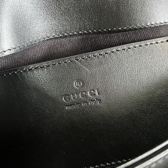 Gucci GG Marmont Matelasse Shoulder Bag In Matelasse Chevron Leather 18cm 3 Colors