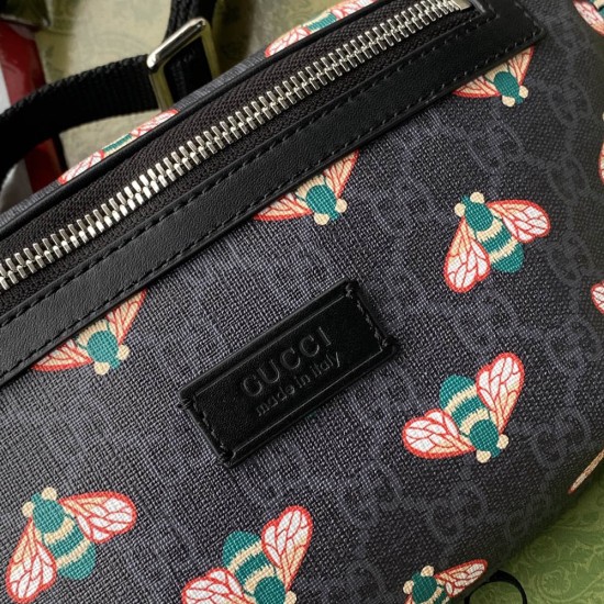 Gucci Belt Bag In GG Supreme Canvas And Leather With Bee Print 23cm