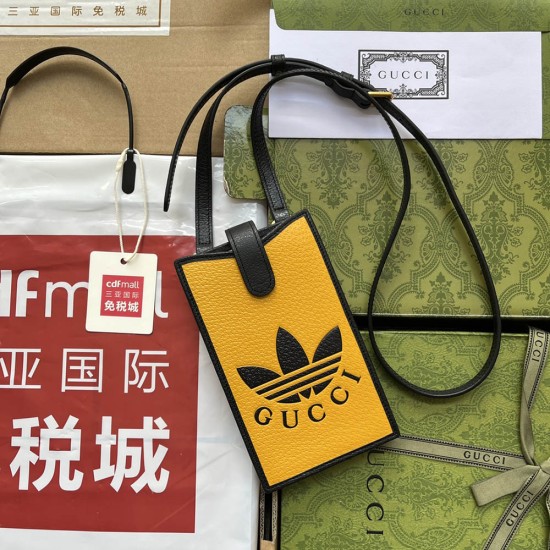 Gucci Adidas X Gucci Phone Case In Leather With Trefoil Print 3 Colors 10cm