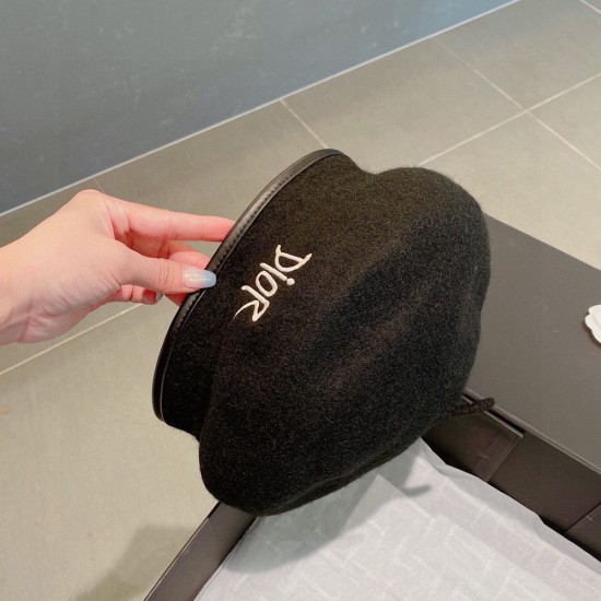 Dior Beret In Wool With Embroidery Logo