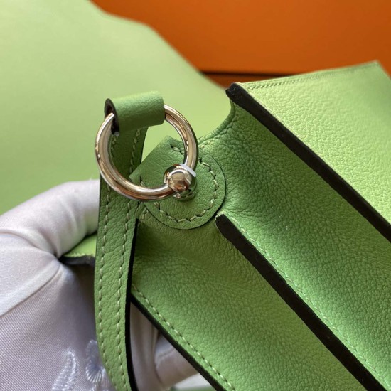 Hermes Roulis Avocado Green Evercolor Leather