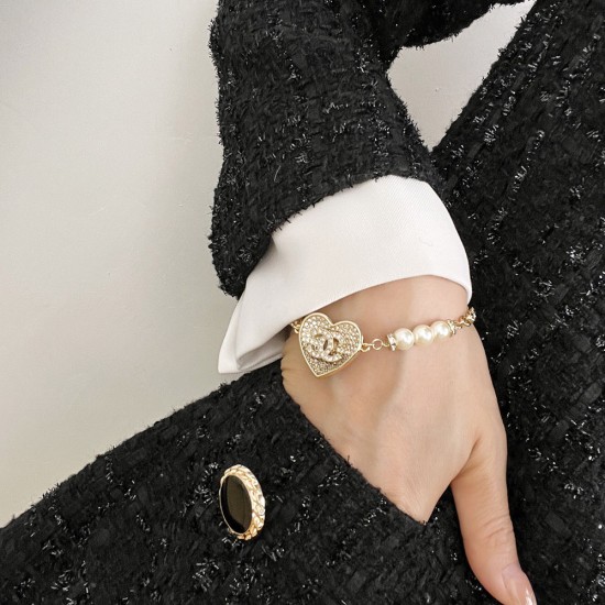 Chanel Bracelet In Metal Glass Pearls 2 Colors