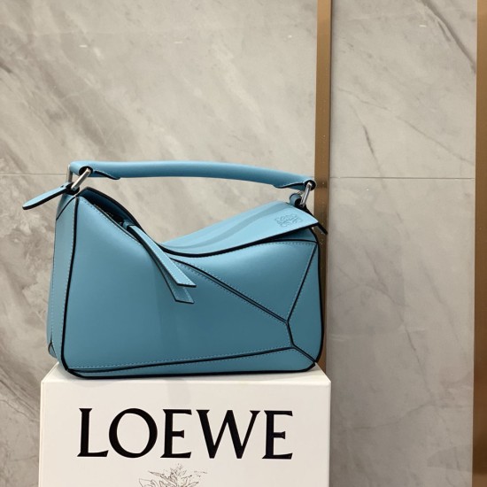 Loewe Puzzle Bag In Classic Calfskin