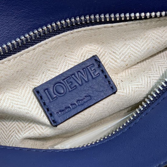 Loewe Puzzle Bag In Classic Calfskin With Stripe