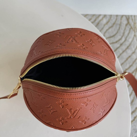 LV LVxNBA Ball In Basket Messenger Bag in Monogram Embossed Grained Cowhide Leather 30cm