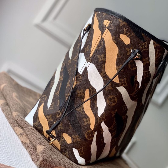 LV Neverfull MM Tote Bag In Camouflage Monogram Coated Canvas