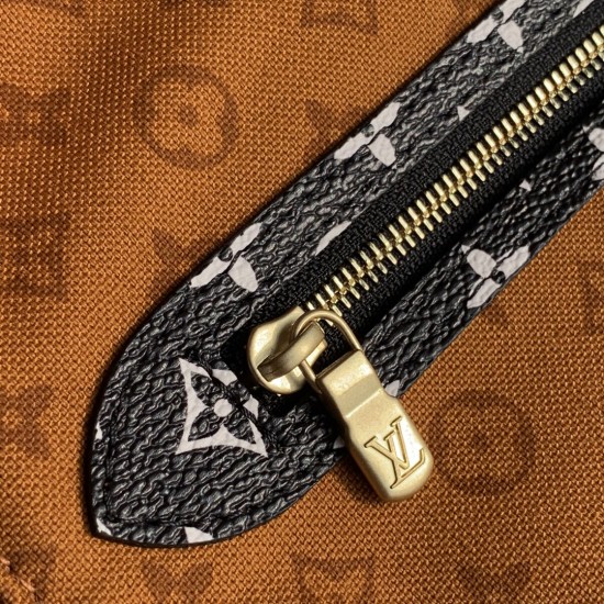 LV Neverfull MM Tote Bag in Monogram Giant Canvas 2 Colors