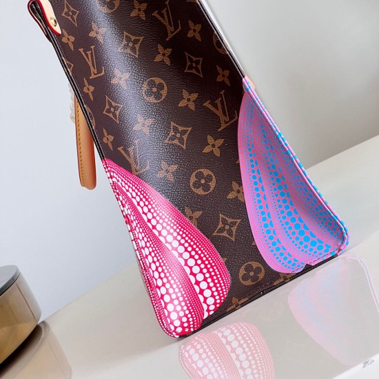 LV x YK OnTheGo MM In Monogram Coated Canvas With Pumpkin Print 35cm