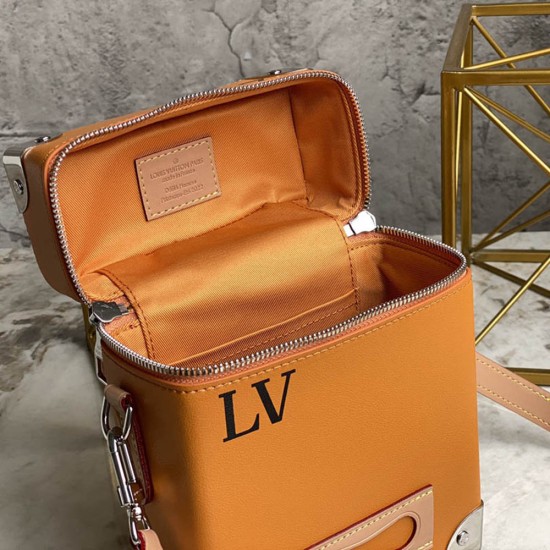 LV Vertical Box Trunk in Soft Calfskin With Number 7 Printing 15.5cm