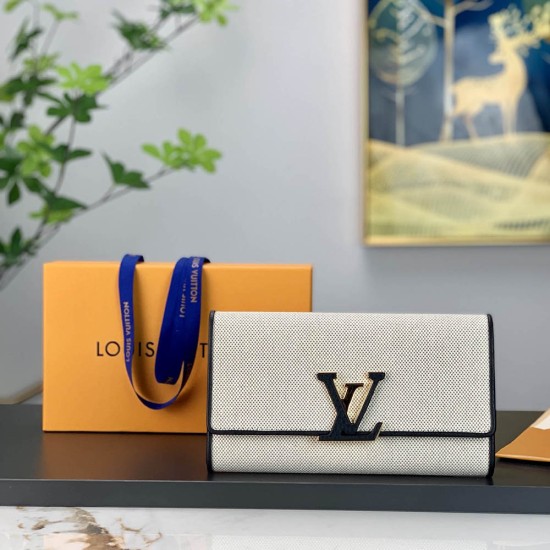 LV Capucines Wallet In Natural Canvas And Leather 20cm