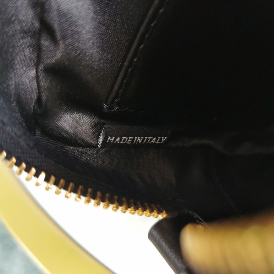 Miu Miu Matelasse Nappa Leather Shoulder Bag 5BG118 20cm 4 Colors