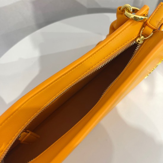 Jacquemus Le Vague Shoulder Bag In Smooth Leather 33cm 8 Colors
