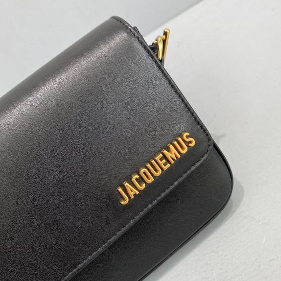 Jacquemus Le Carinu Flap Shoulder In Smooth Leather 19cm 6 Colors