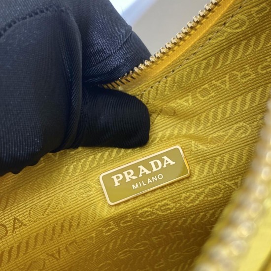 Prada Re-Edition 2005 Saffiano Leather Bag 1BC204
