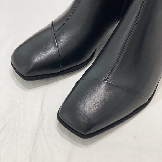 Ferragamo Gancini Ankle Boot In Calf Leather