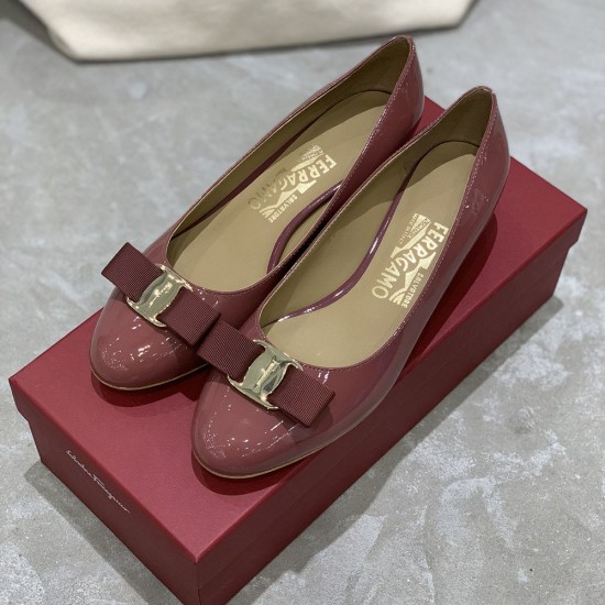 Ferragamo Vara Bow Pump Shoe In Patent Calf Leather 12 Colors